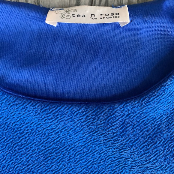 Tea n Rose👗💙 - Picture 2 of 5